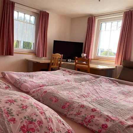 Ferienzimmer Oelhaf In Rose Self Check-in Mit Key-tresore